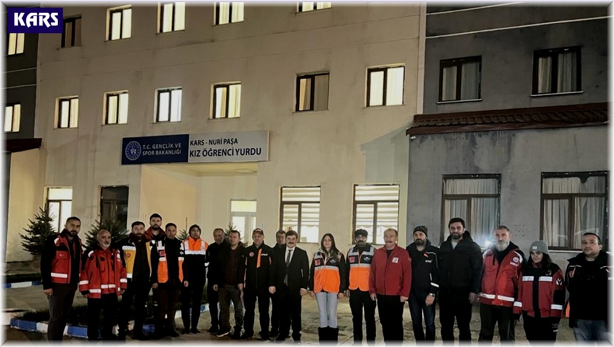 Kars'ta kız yurdunda deprem tatbikatı