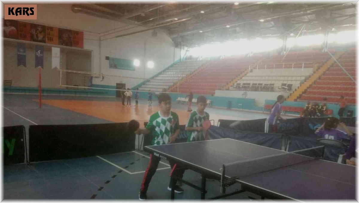 Kars'ta masa tenisinde şampiyon Arpaçay 3 Kasım Ortaokulu