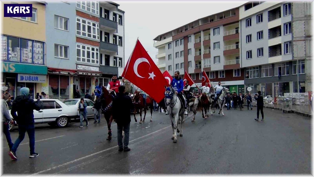 Kars'ta Özhaseki'yi atlı ciritçiler karşıladı