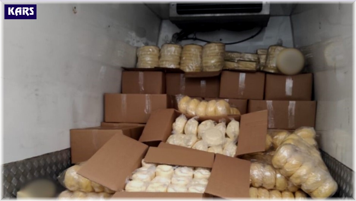 Kars'ta pazara arzı olmayan yağ ve peynir ele geçirildi