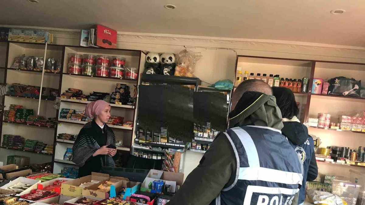 Kars'ta polis, okul çevrelerinde kuş uçurtmuyor