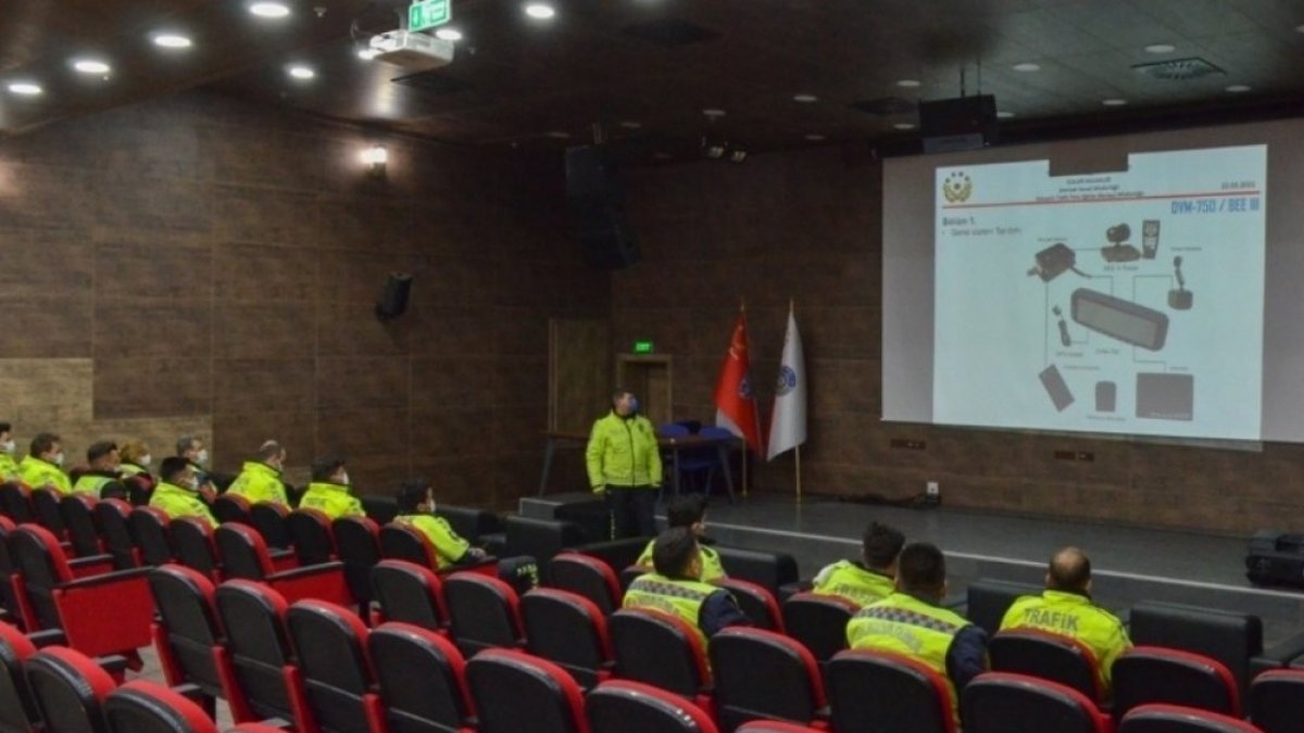 Kars'ta Polis ve Jandarmaya radar eğitimi verildi