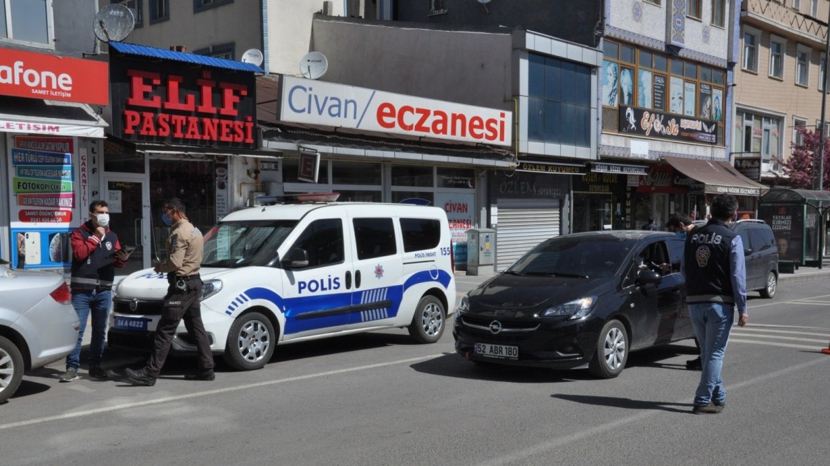 Kars'ta polisten bayram denetimi