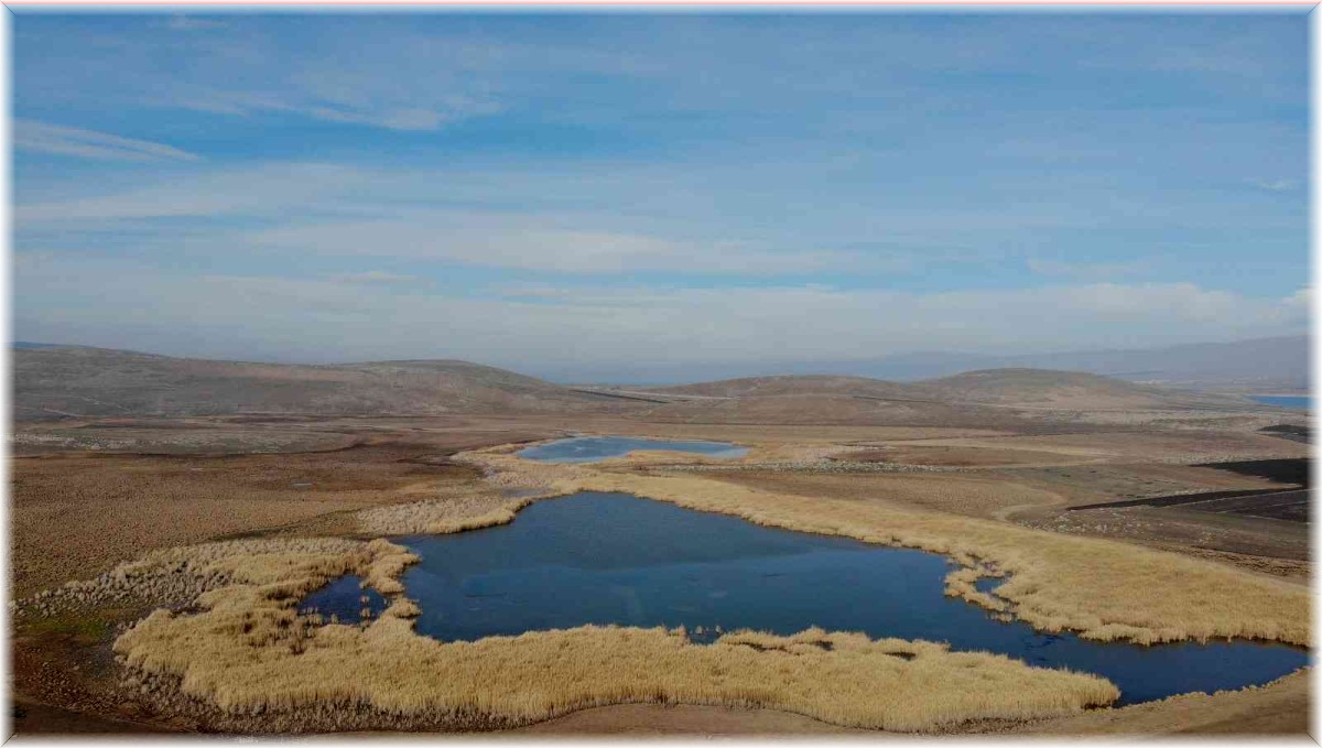 Kars'ta saklı cennet 'Lavaş Gölü' havadan görüntülendi