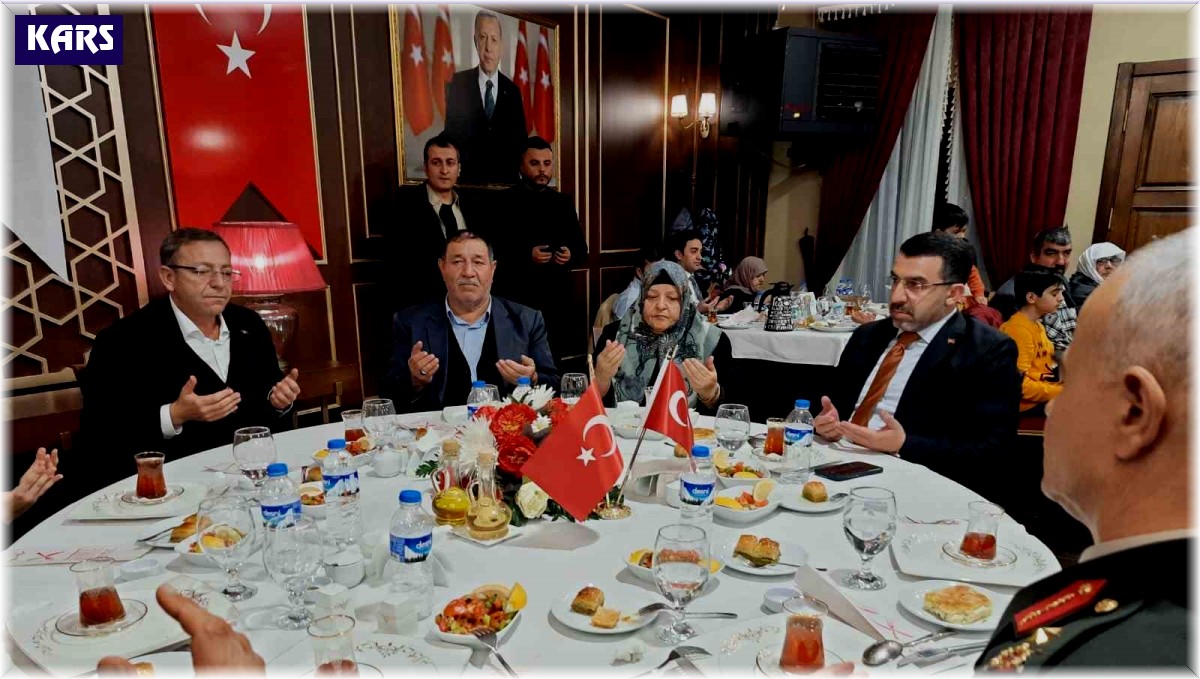 Kars'ta şehit aileleri ve gaziler iftarda buluştu