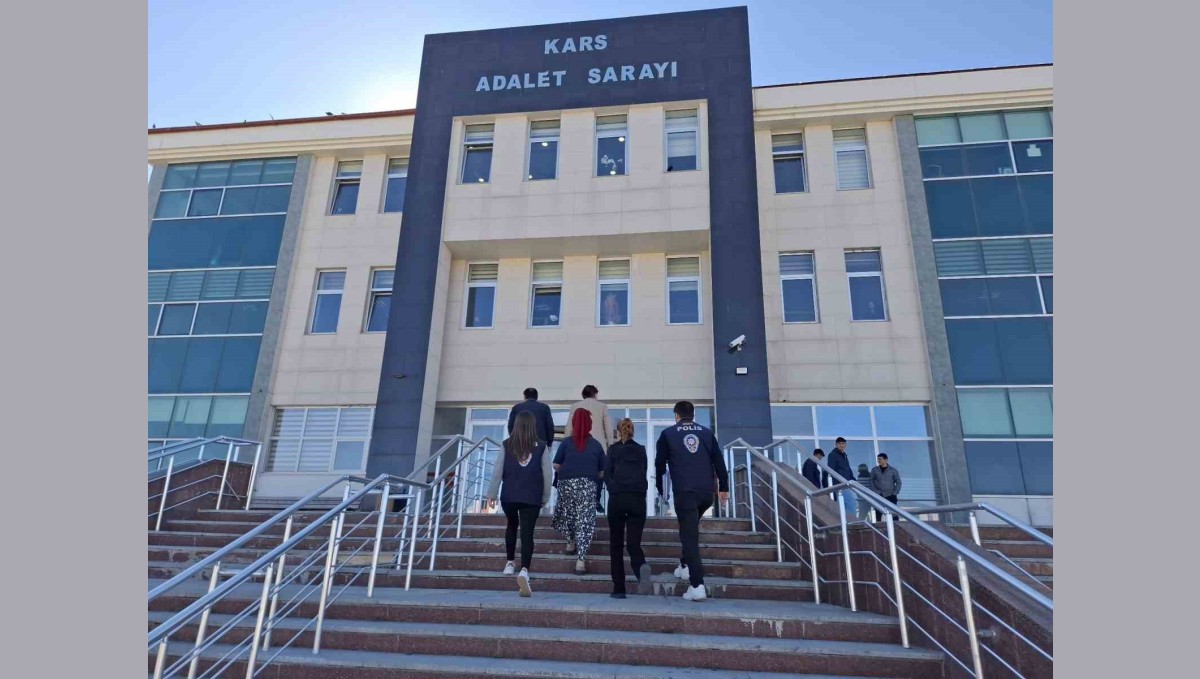 Kars'ta siber operasyon