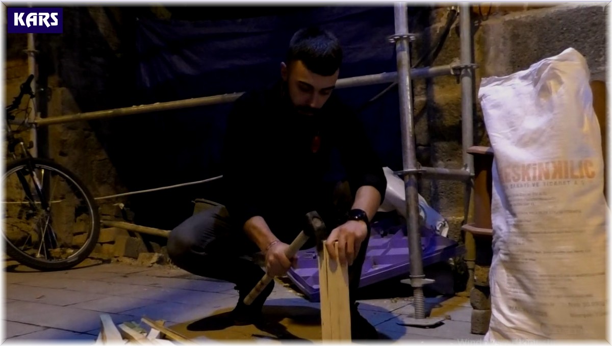 Kars'ta soğuk hava soba yaktırdı