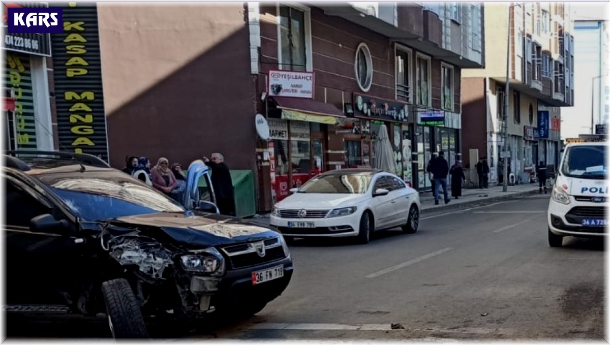 Kars'ta trafik kazasında 1 kişi hayatını kaybetti