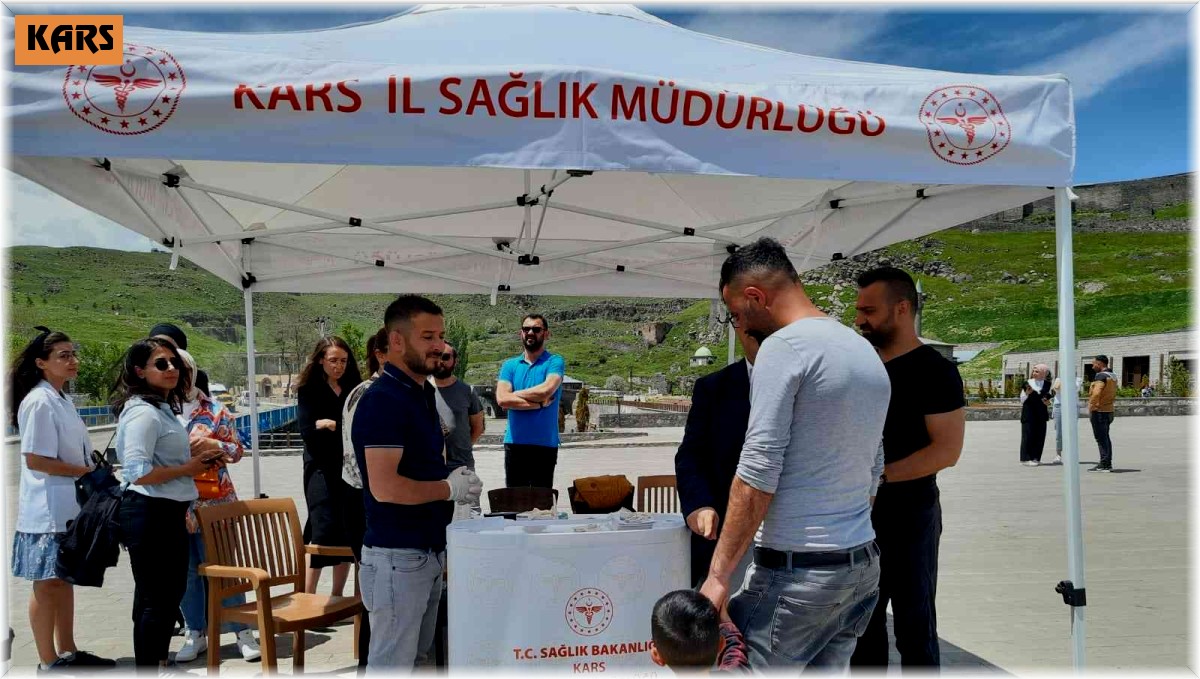 Kars'ta tütün ürünlerinin zararları anlatılıyor