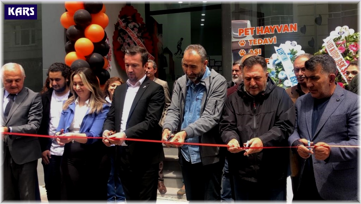 Kars'ta VHO Başkanı Ödül, Veteriner Kliniği'nin açılışını yaptı
