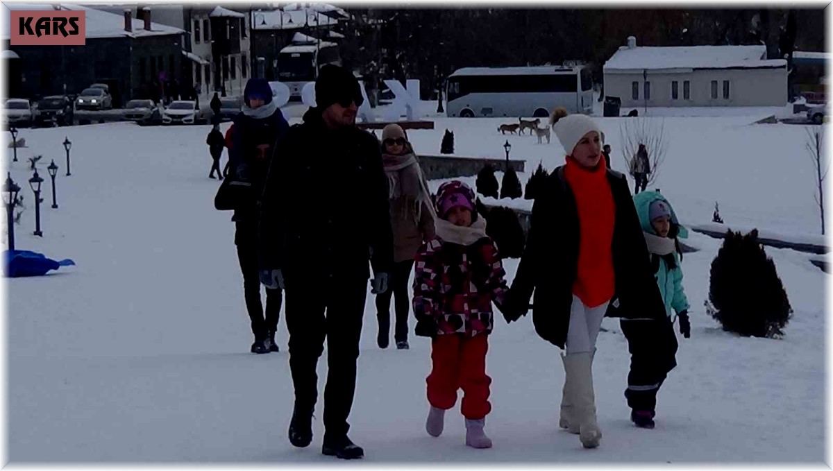 Kars'ta yarıyıl tatili yoğunluğu