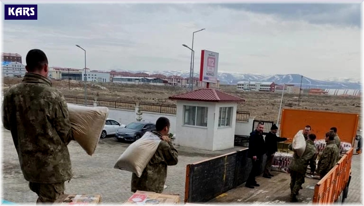 Kars'tan deprem bölgesine yardım ve destekler sürüyor
