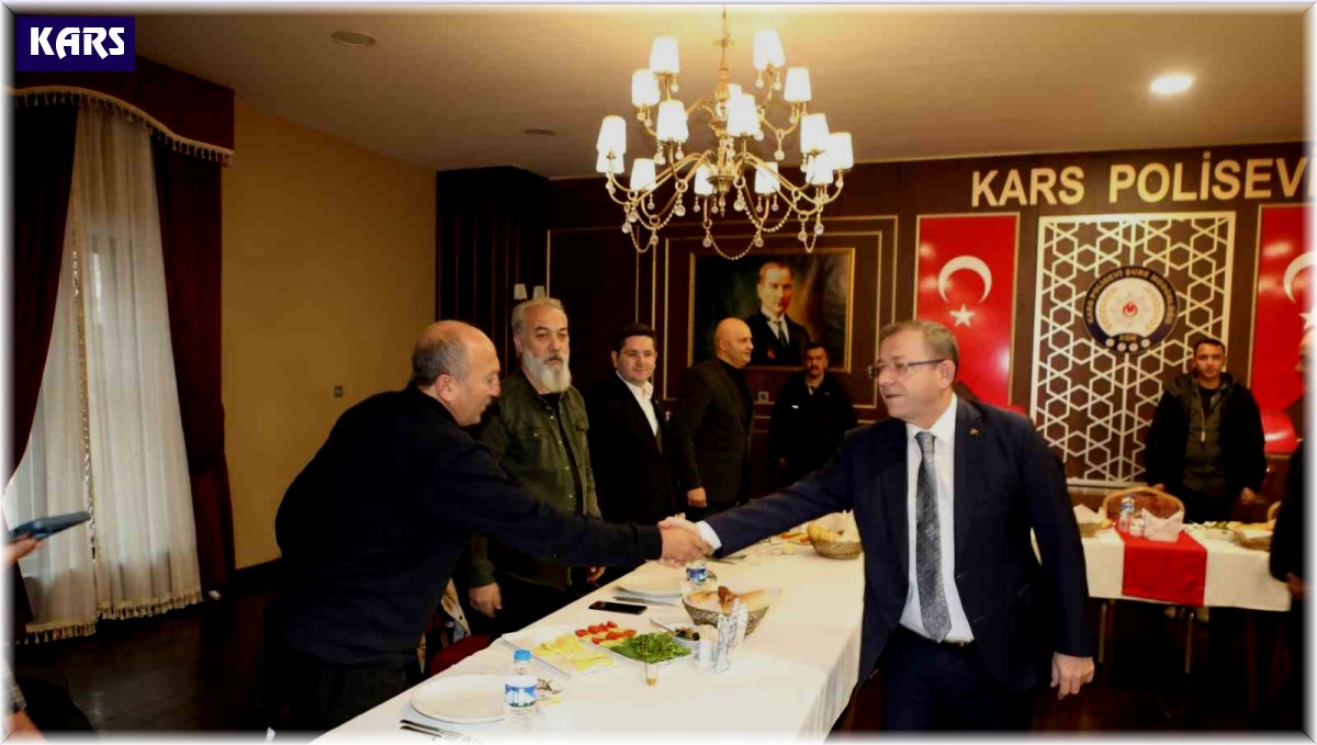 Kars Valisi Ziya Polat, basınla buluştu