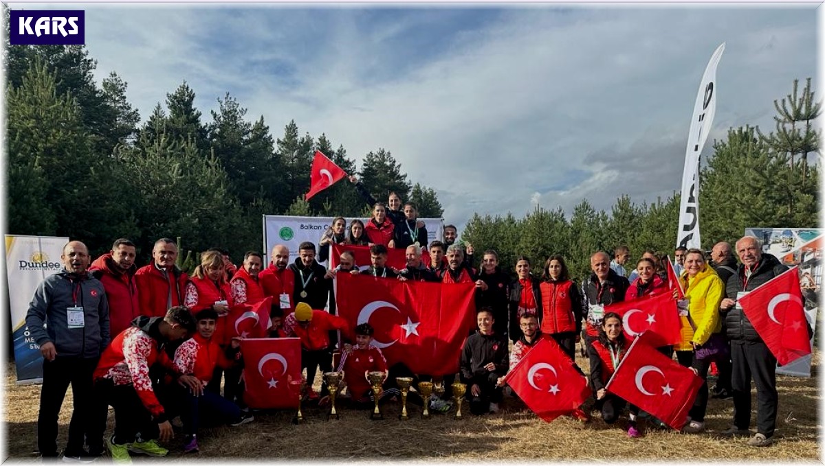 Karslı atletler Bulgaristan'dan madalya ile döndü