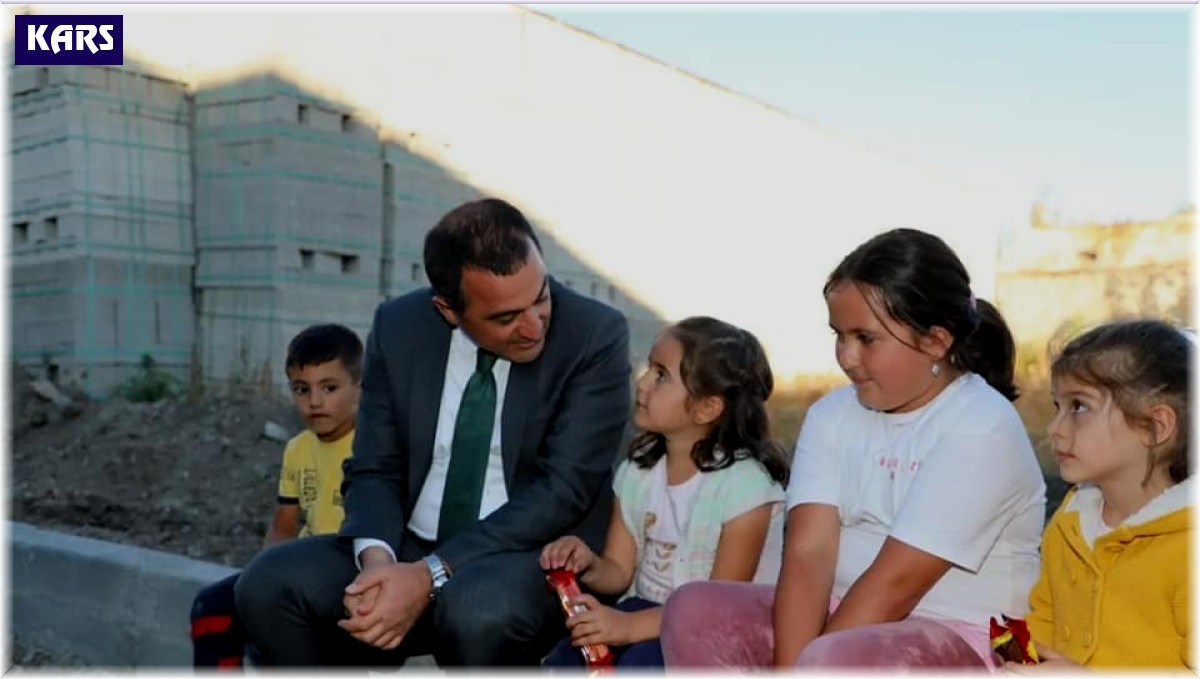 Karslı çocukların 'vali' sevgisi