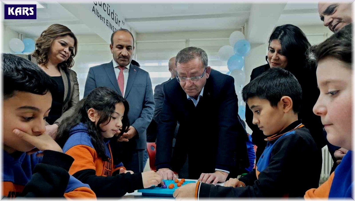 Karslı öğrenciler hem oynuyor hem de öğreniyor