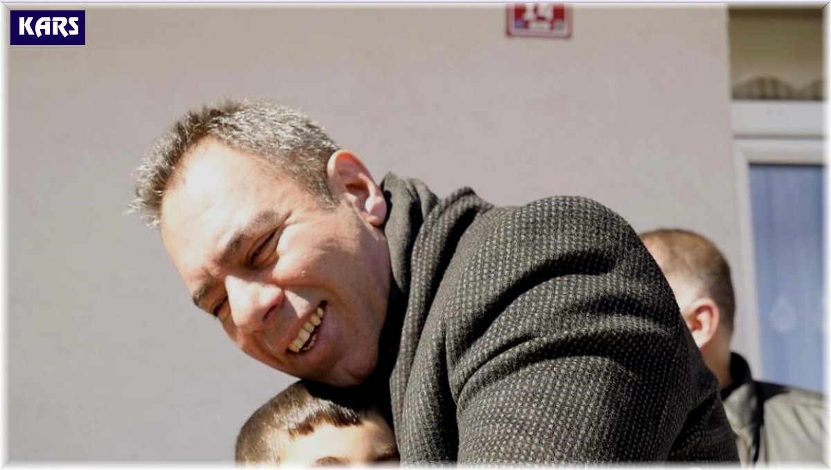 Karslılar Senger'i bağrına bastı