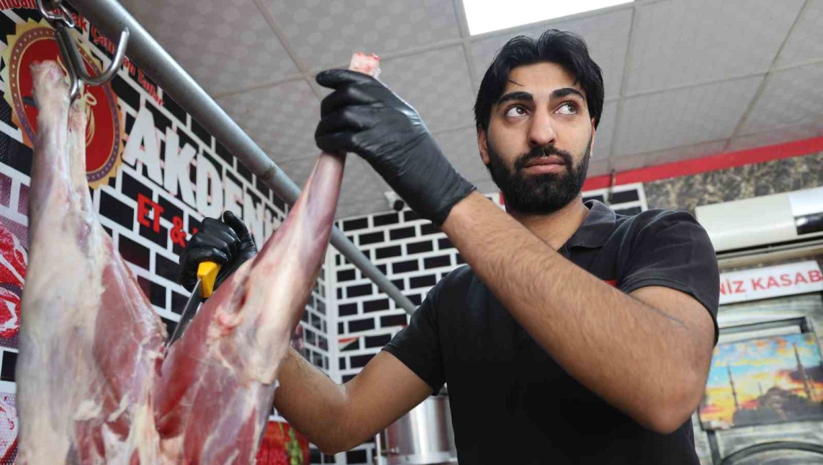 Kasap önlüğünden şampiyonluk kürsüsüne