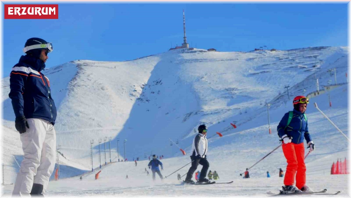 Kayakçılar en çok dizden yaralanıyor