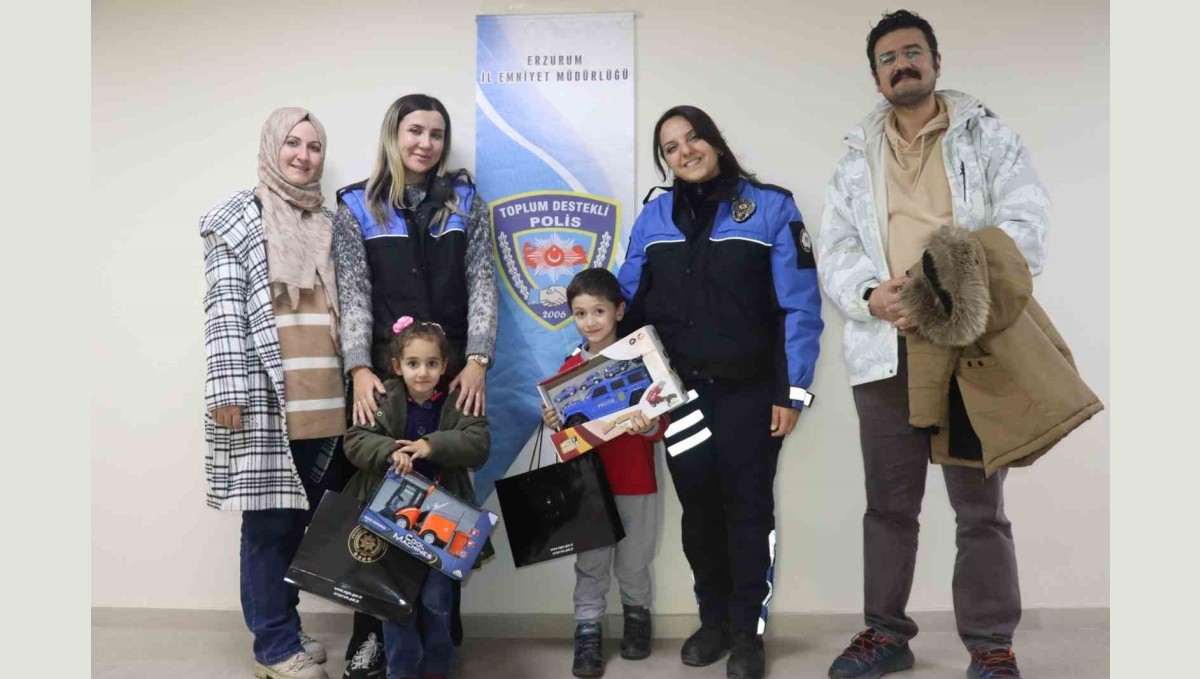 Kaybolan oyuncağı için polisten yardım istedi