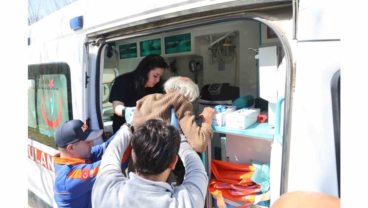 Kaybolduktan 41 saat sonra bulunmuştu: Ambulansa binerken "Çizmelerimi çıkarayım" demesi yürekleri ısıttı