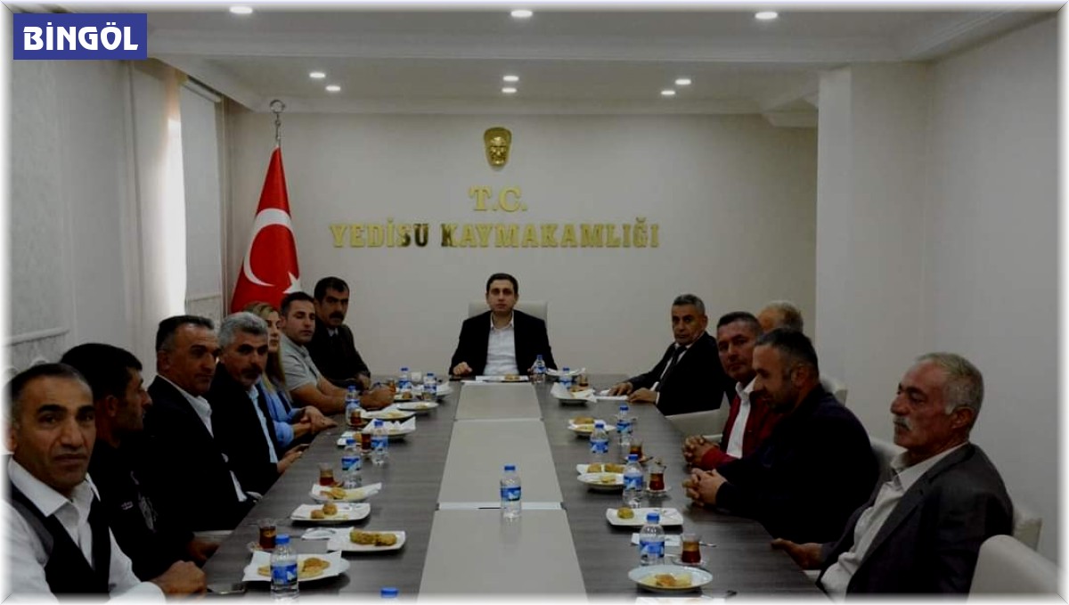 Kaymakam Başar, muhtarlarla bir araya geldi