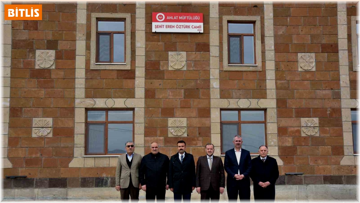 Kaymakam Bingöl, Şehit Öztürk'ün vasiyeti olan cami ve külliyeyi ziyaret etti