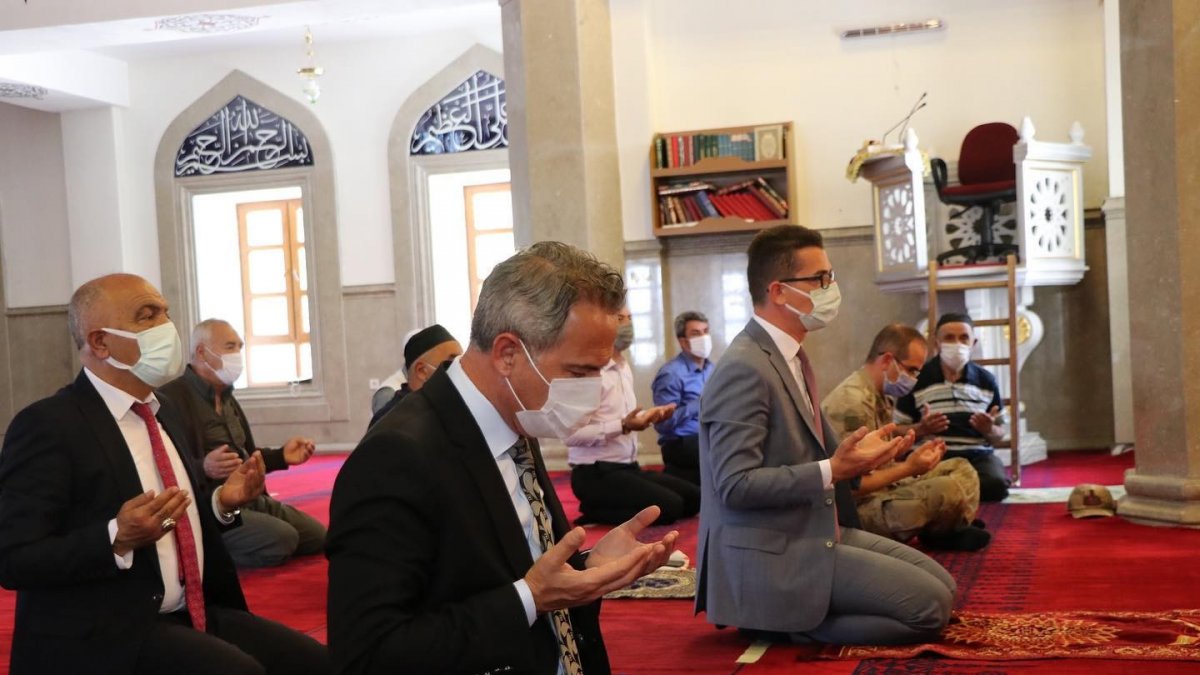 Kaymakam Borazanoğlu'nun vefatının 18. yıl dönümü münasebetiyle mevlid-i şerif okutuldu