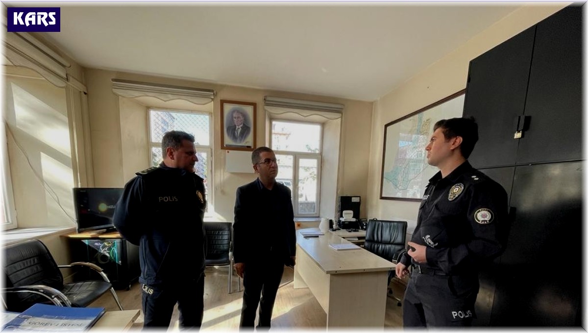 Kaymakam Daştan, polis merkezinde incelemelerde bulundu
