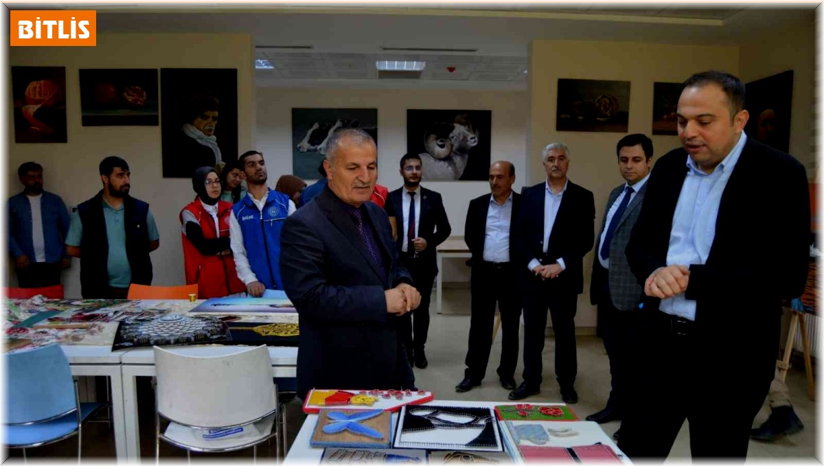 Kaymakam Demir'den gençlik merkezine ziyaret