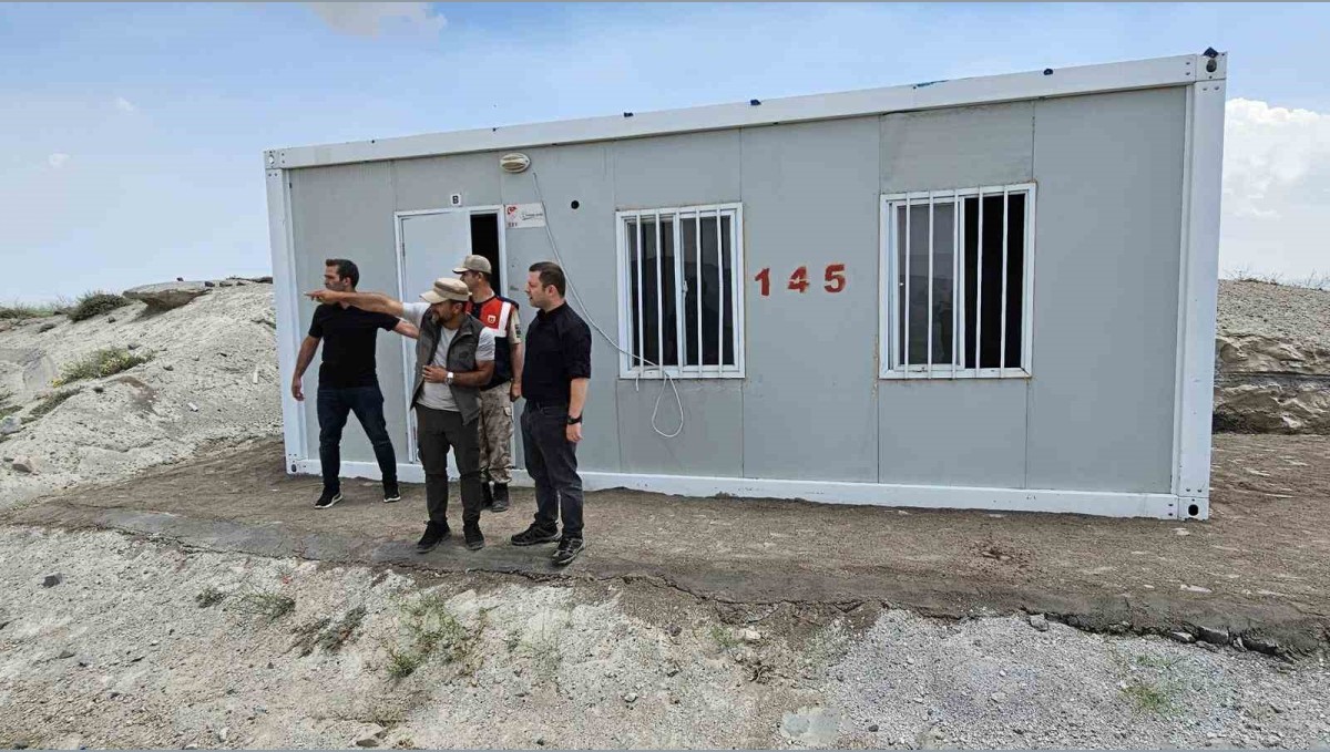 Kaymakam Demirer'den Nemrut Kalderası'na ziyaret