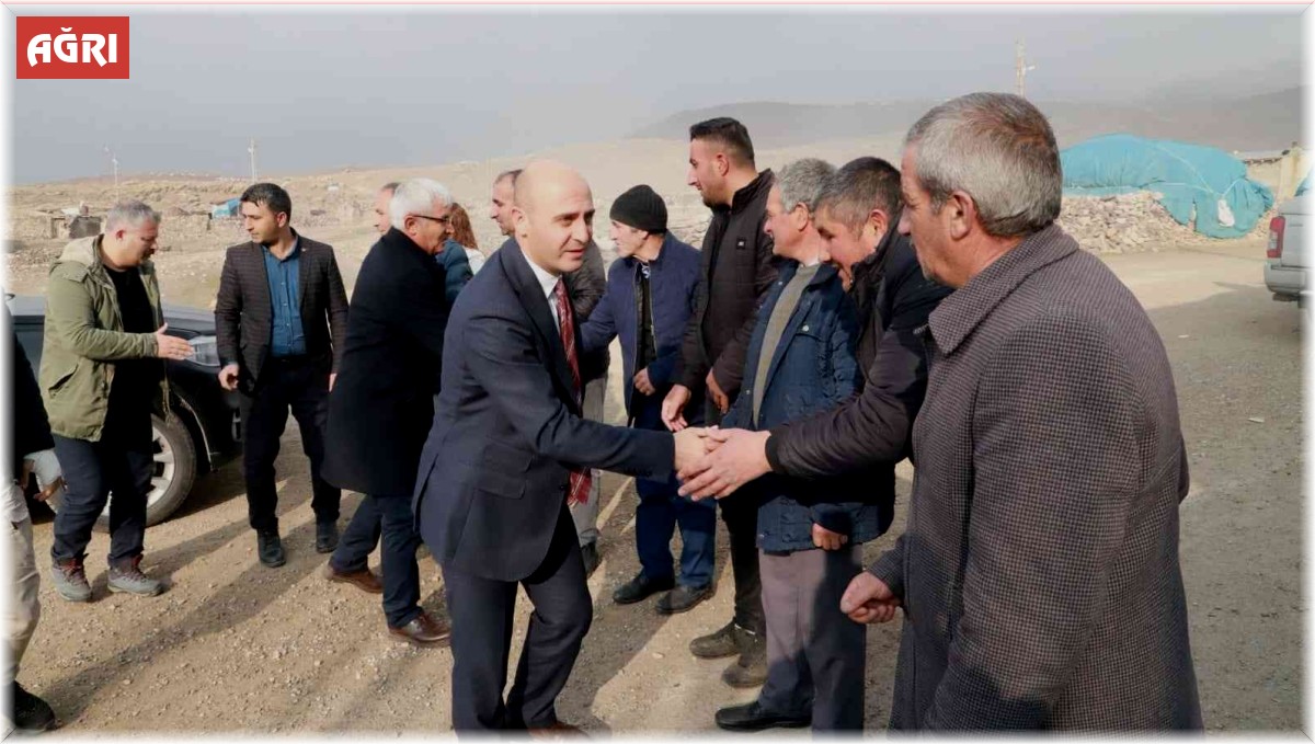 Kaymakam Ekinci Kutlubulak’ta vatandaş ve öğrencilerle buluştu