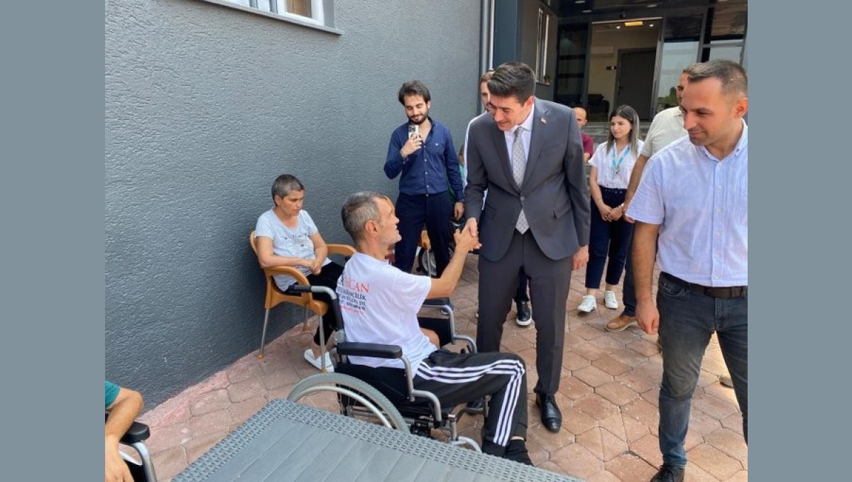 Kaymakam Erdoğan'dan özel bakım merkezlerine ziyaret