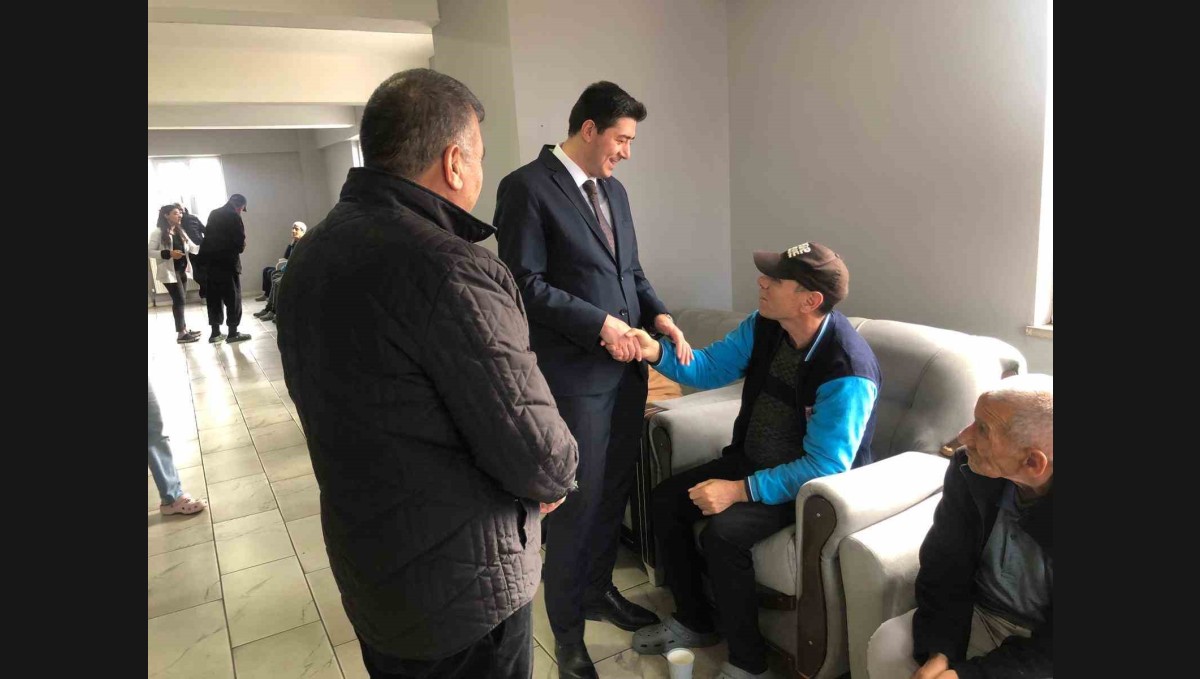 Kaymakam Fatih Erdoğan'dan Özel Akasya Bakım Merkezi'ne ziyaret