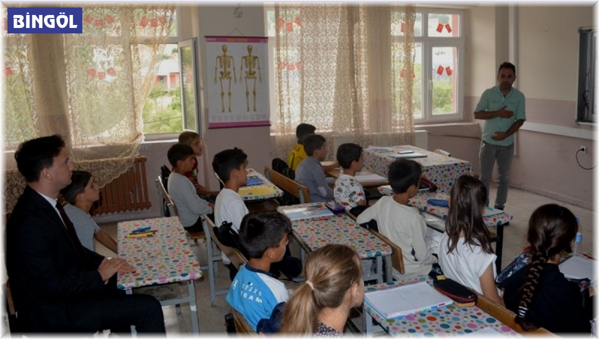 Kaymakam Gürses köy ve okul gezilerini sürdürüyor