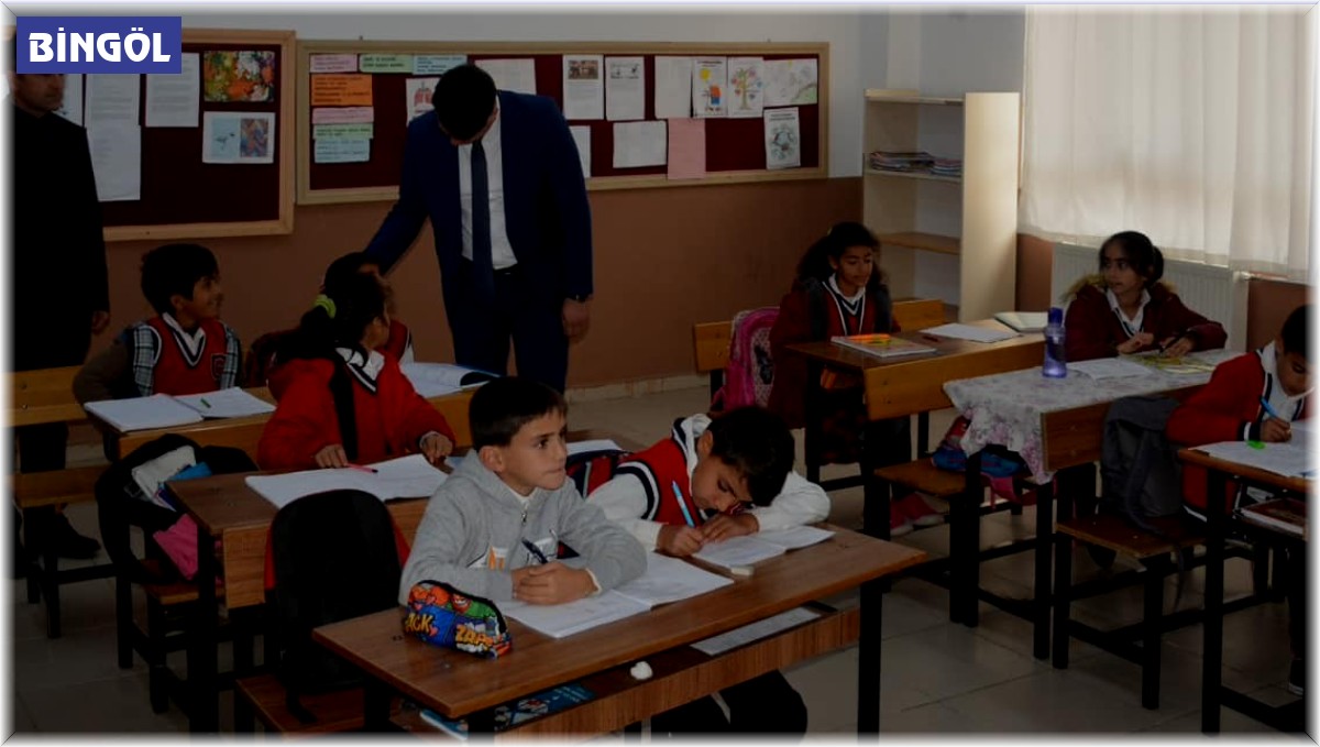 Kaymakam Gürses öğrencilerle bir araya geldi