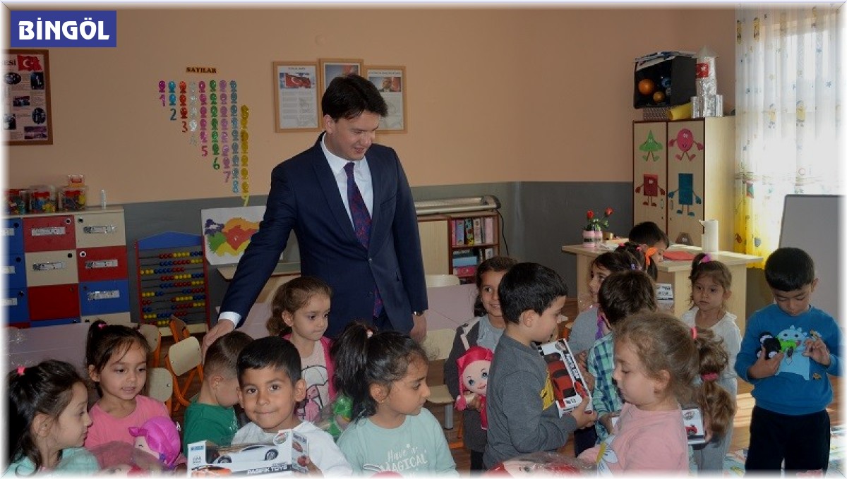 Kaymakam Gürses, öğrencilerle bir araya geldi