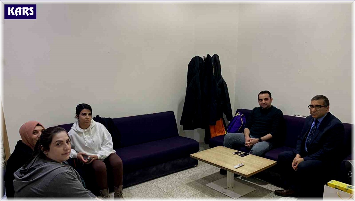 Kaymakam Karakaş, sağlık alışanlarıyla bir araya geldi