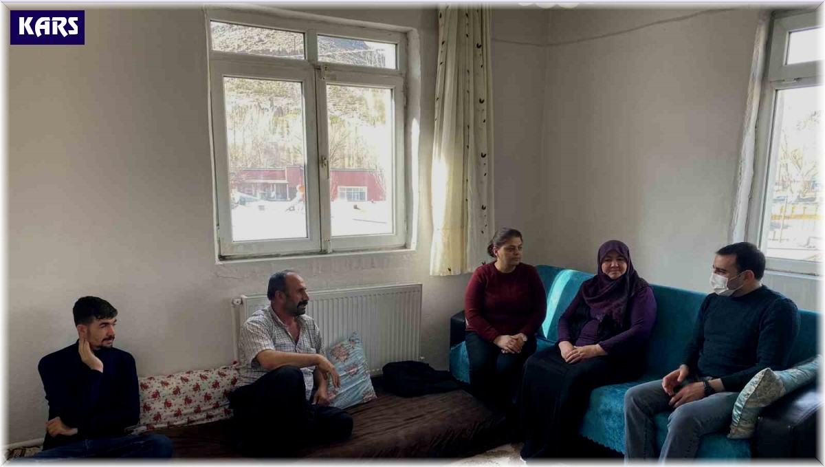 Kaymakam Karakaş'tan Çınar ailesine anlamlı ziyaret