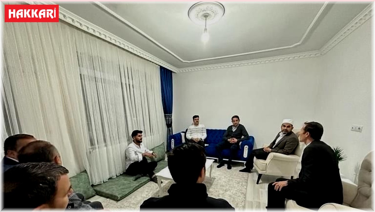 Kaymakam Kurt şehit ailesi ile iftarını açtı