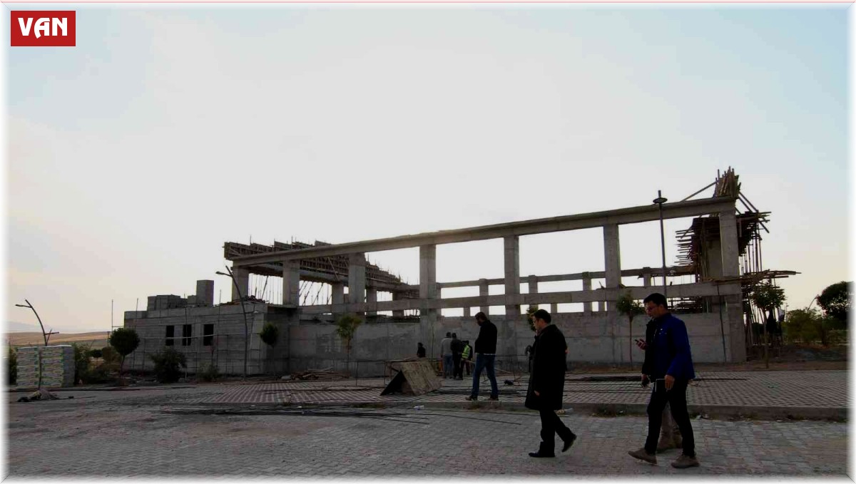 Kaymakam Nasır, yapımı devam eden inşaat ve içme suyu çalışmalarını inceledi