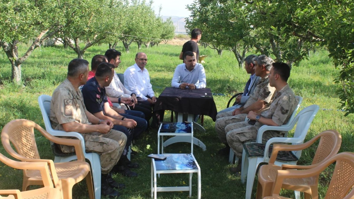 Kaymakam Savar'dan şehit ve gazi ailelerine bayram ziyareti