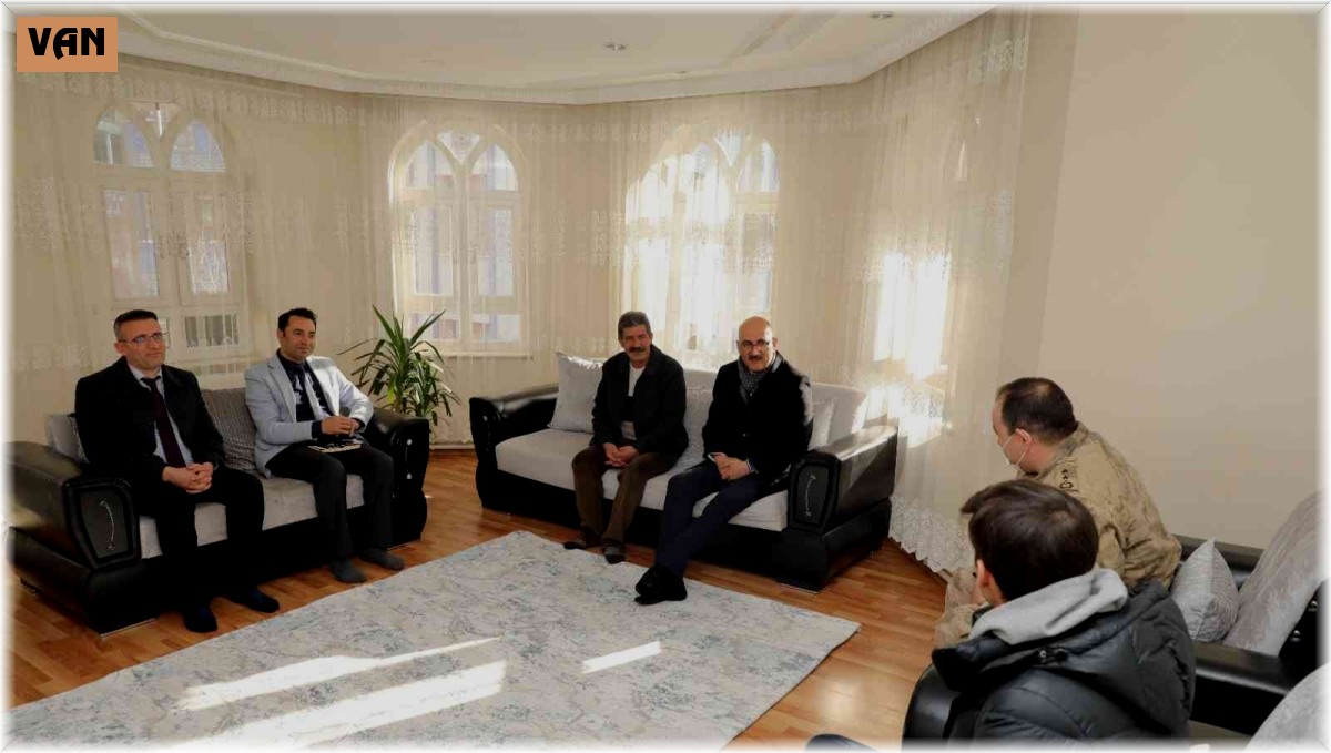 Kaymakam ve Belediye Başkan Vekili Aydın'dan şehit ailelerine ziyaret