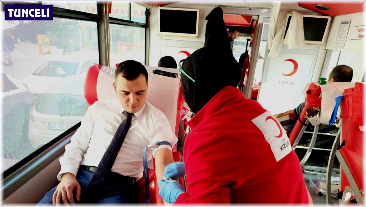 Kaymakam Zor'dan kan bağışına destek