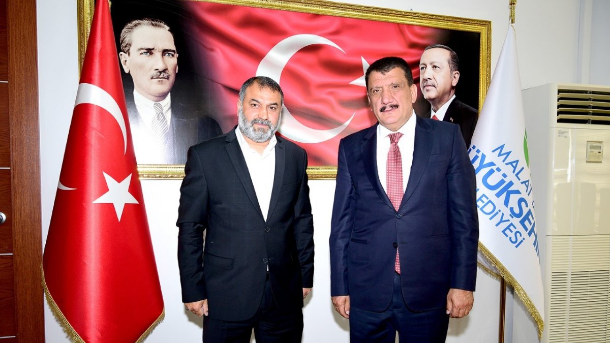 Kaynarca muhtarından Başkan Gürkan'a teşekkür ziyareti