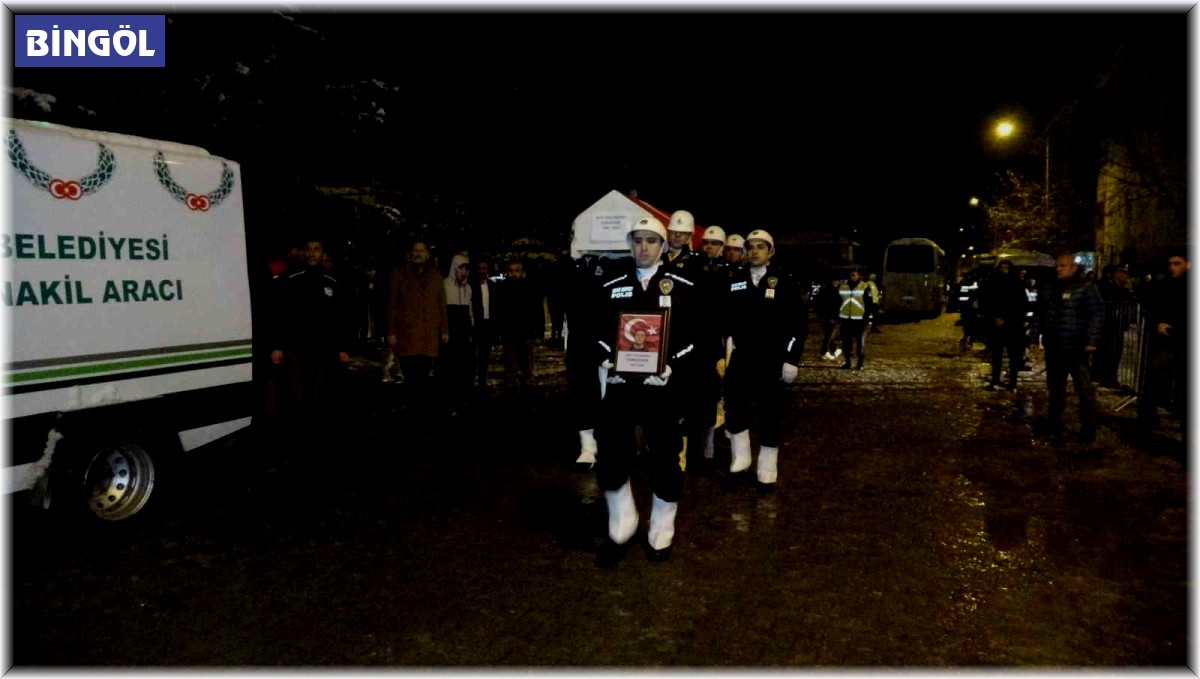 Kazada şehit olan Bingöllü polis son yolculuğuna uğurlandı