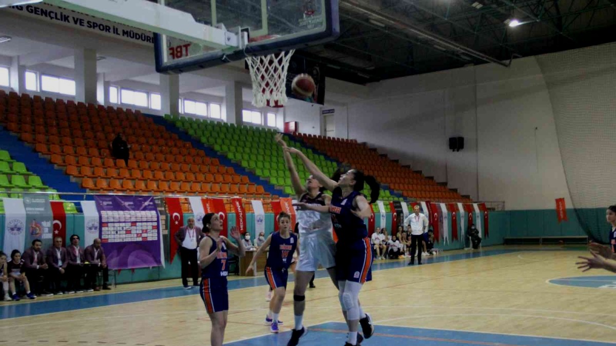 KBBL: Elazığ Basketbol: 76 - DİBA: 67