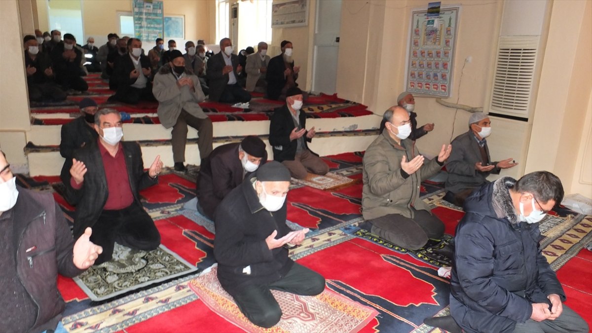 Keban'da yağmur duası yapıldı