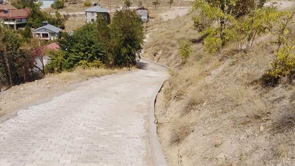 Keban'da yol çalışması