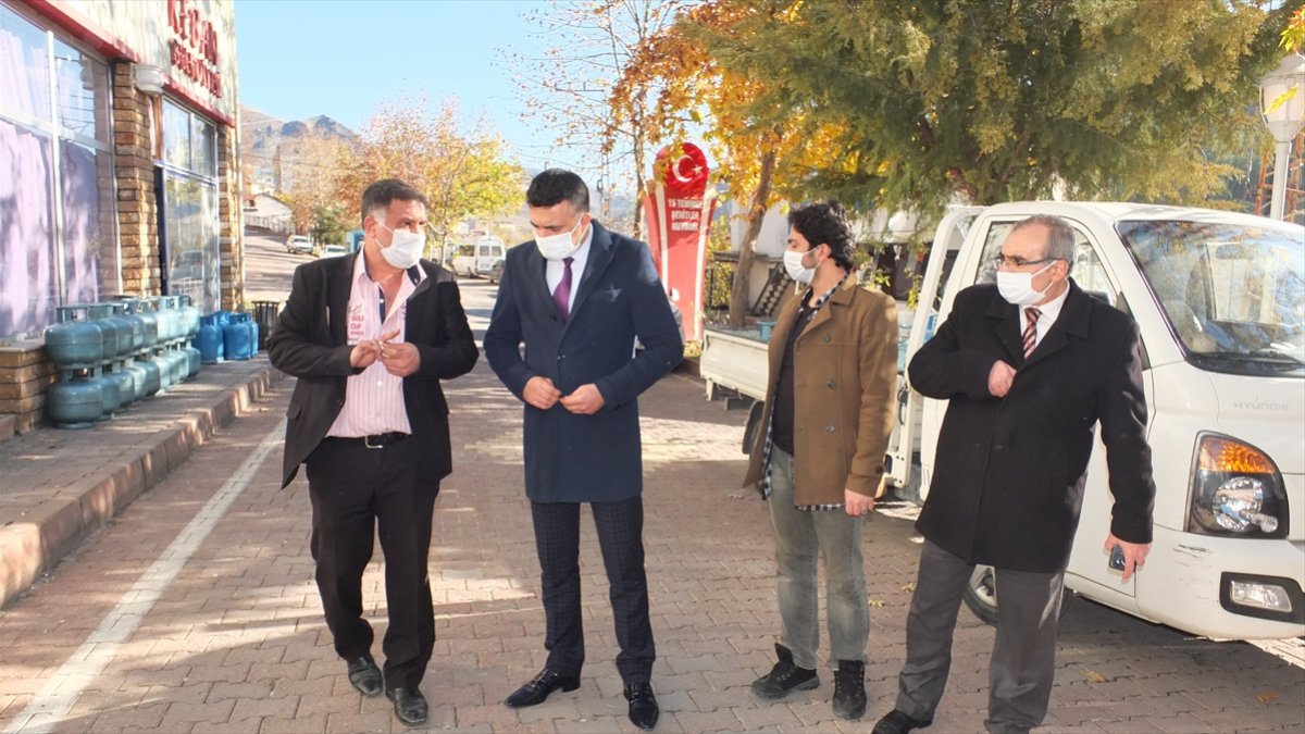 Keban Kaymakamı Akbulut, esnafı ziyaret etti